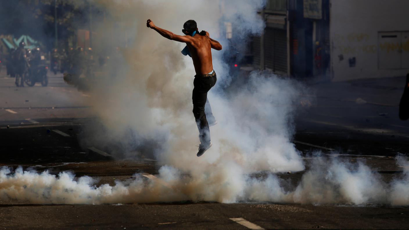 Le manifestazioni nel paese proseguono da due mesi