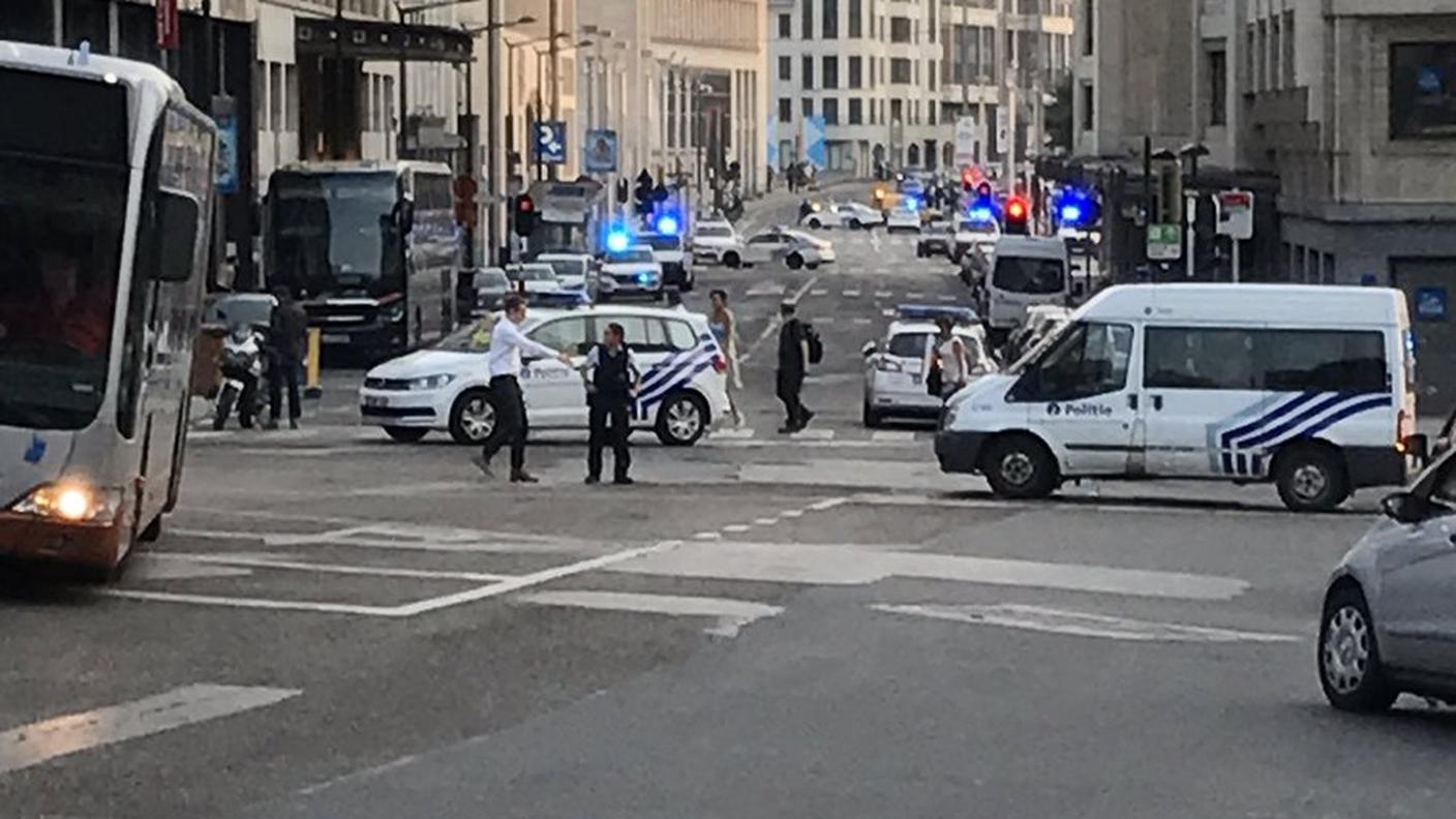 Il quartiere della stazione centrale di Bruxelles nel caos dopo l'esplosione