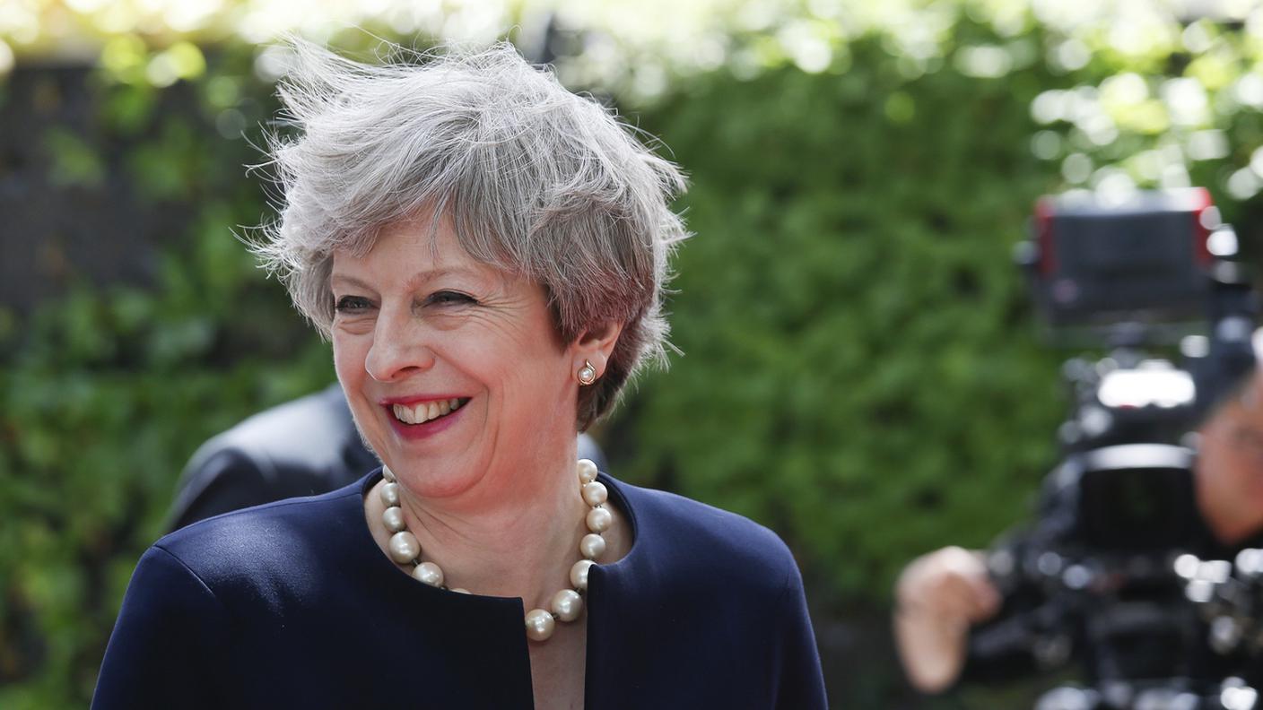 La premier britannica si è voluta rassicurante