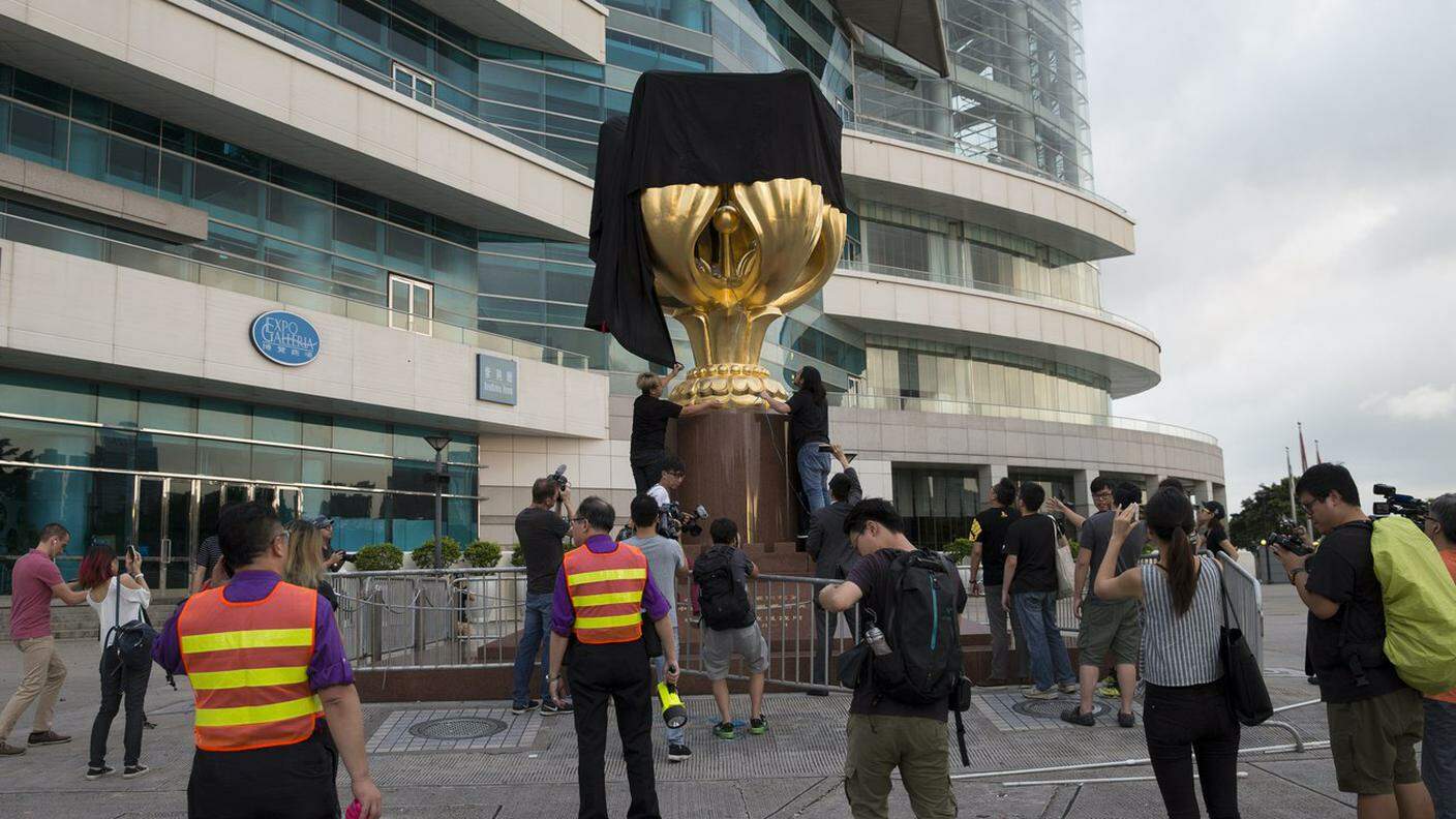 Azione di protesta contro la visita del presidente cinese a Hong Kong