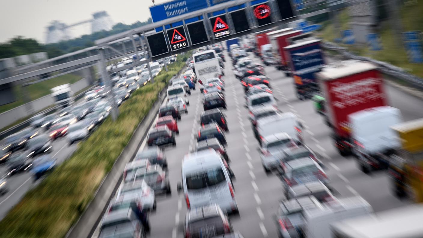 L'incidente ha generato lunghe code sull'autostrada A9 in Germania