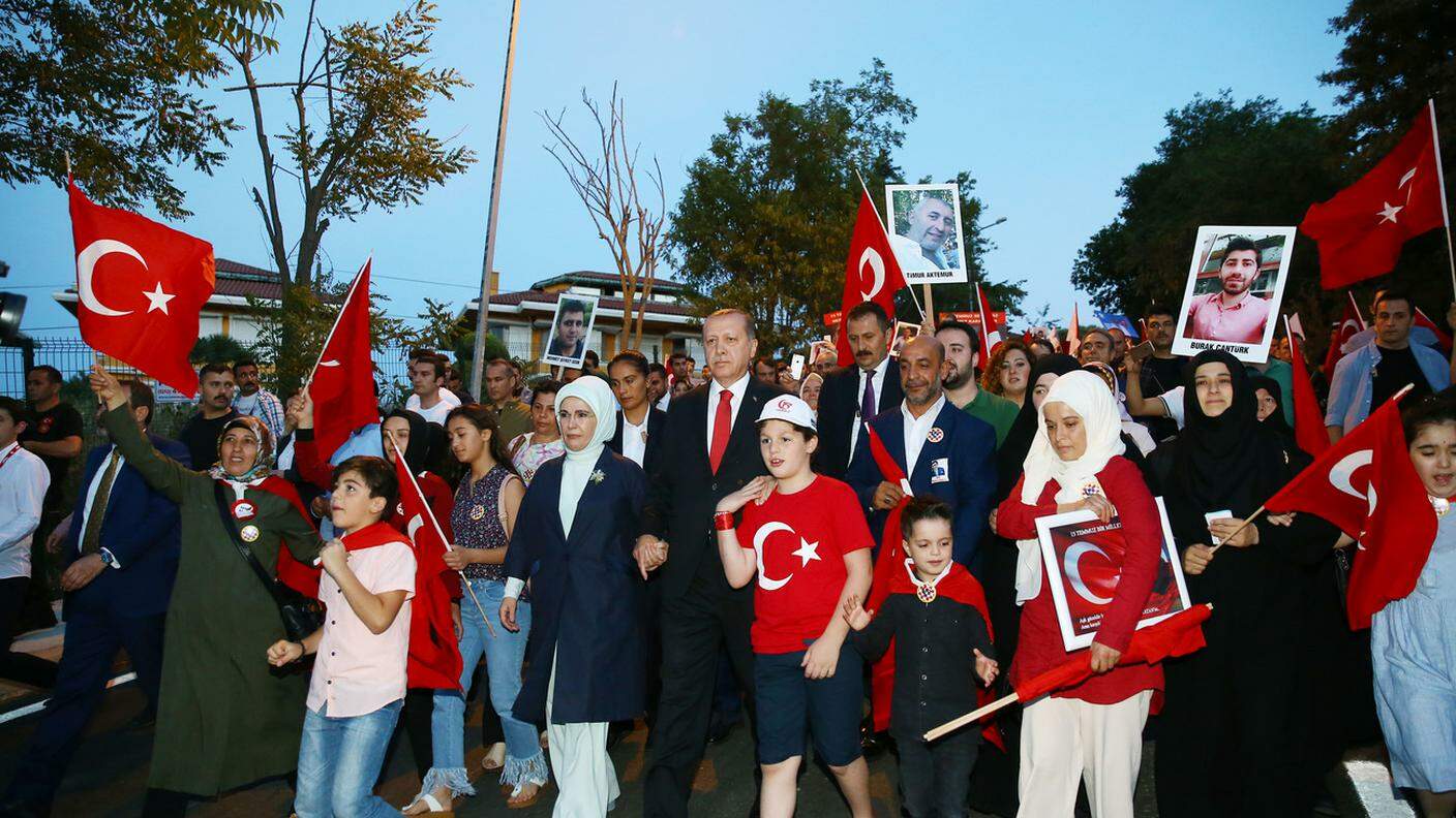 Erdogan fra parenti dei "martiri"
