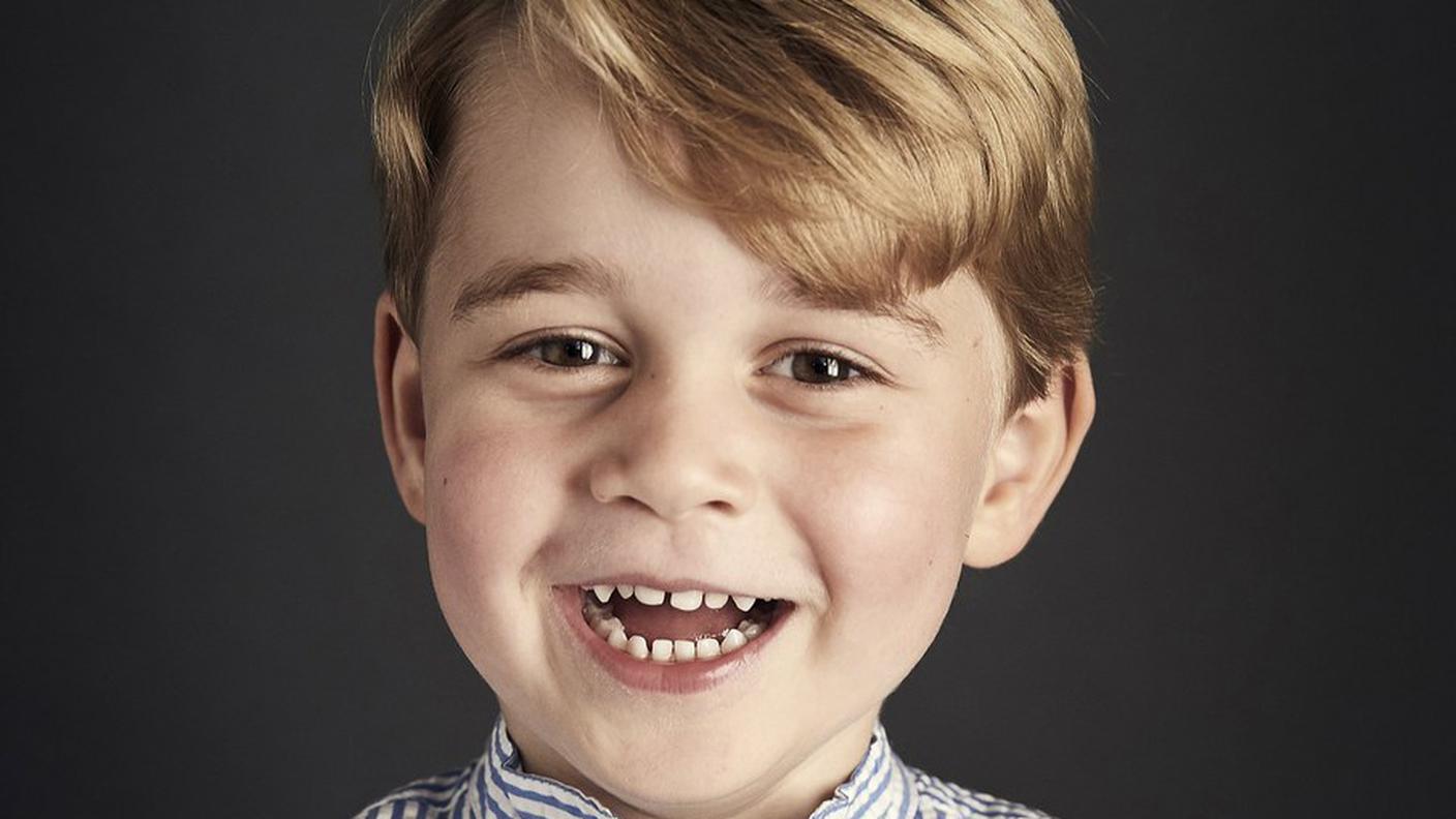 La nuova foto ufficiale del principe George