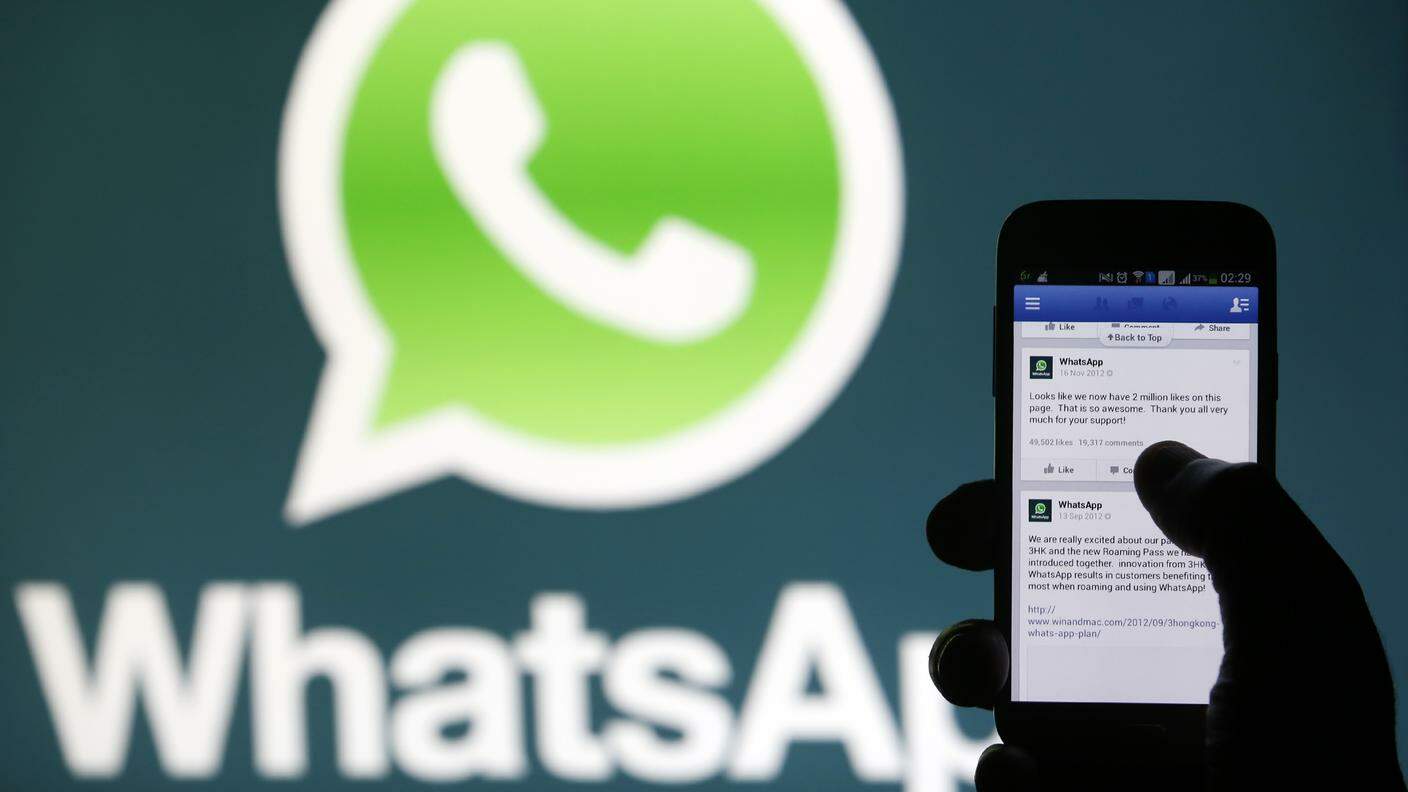 Ogni giorno un miliardo di persone "chatta" utilizzando Whatsapp