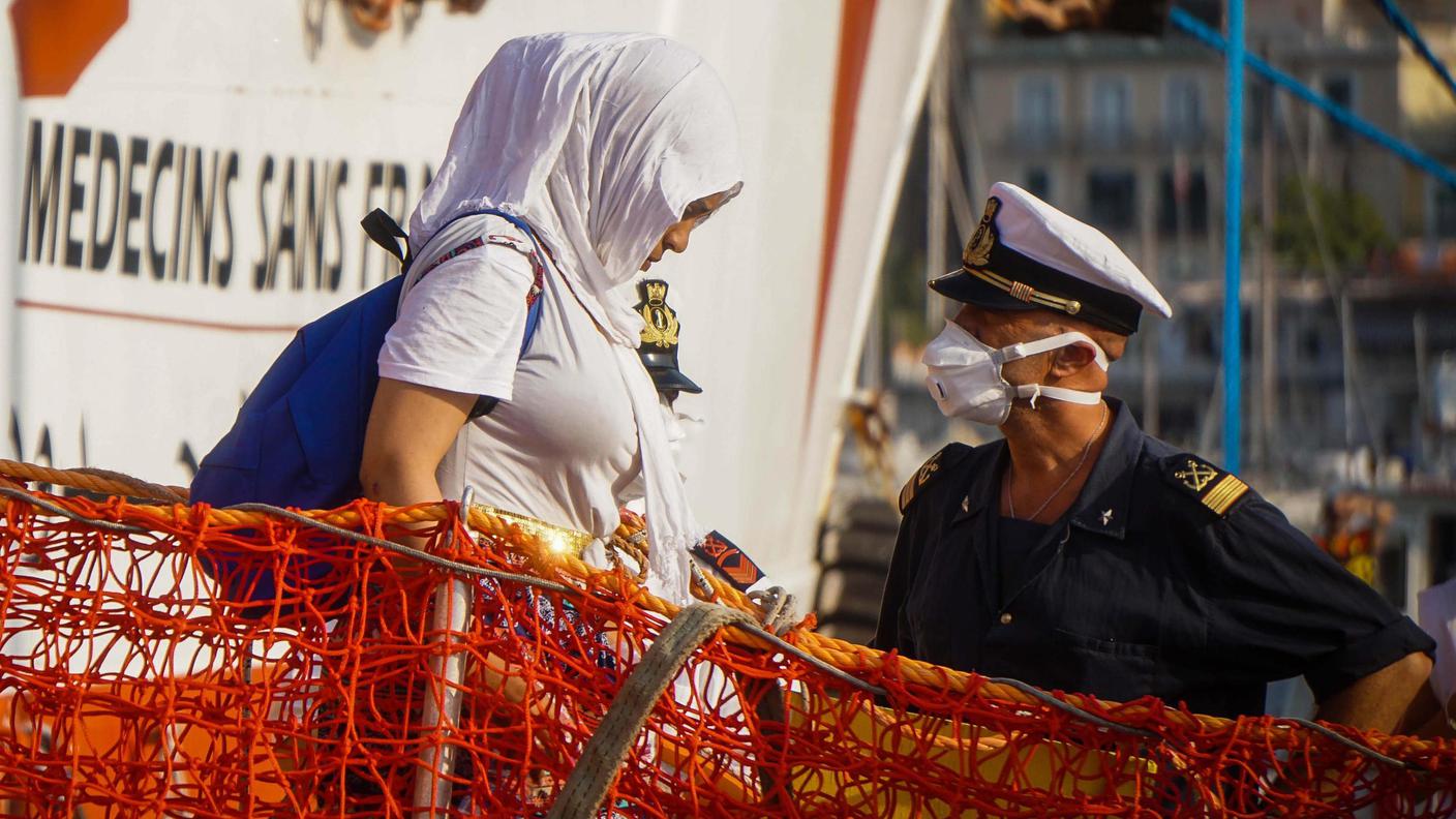 La nave Prudence, temporaneamente, non si avvicinerà alla Libia