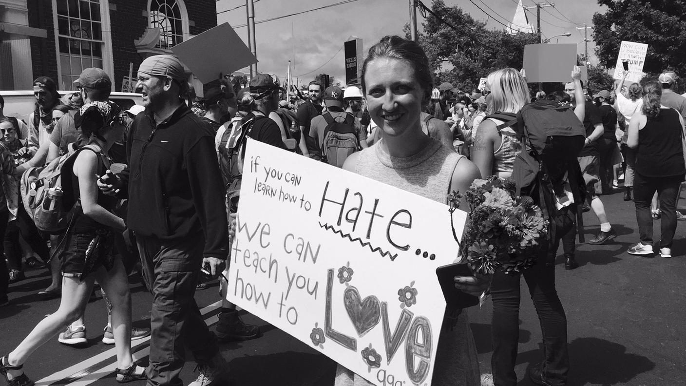 Love not hate - Possiamo insegnare l'amore, parafrasando Mandela, poi ripreso anche da Obama in un tweet 