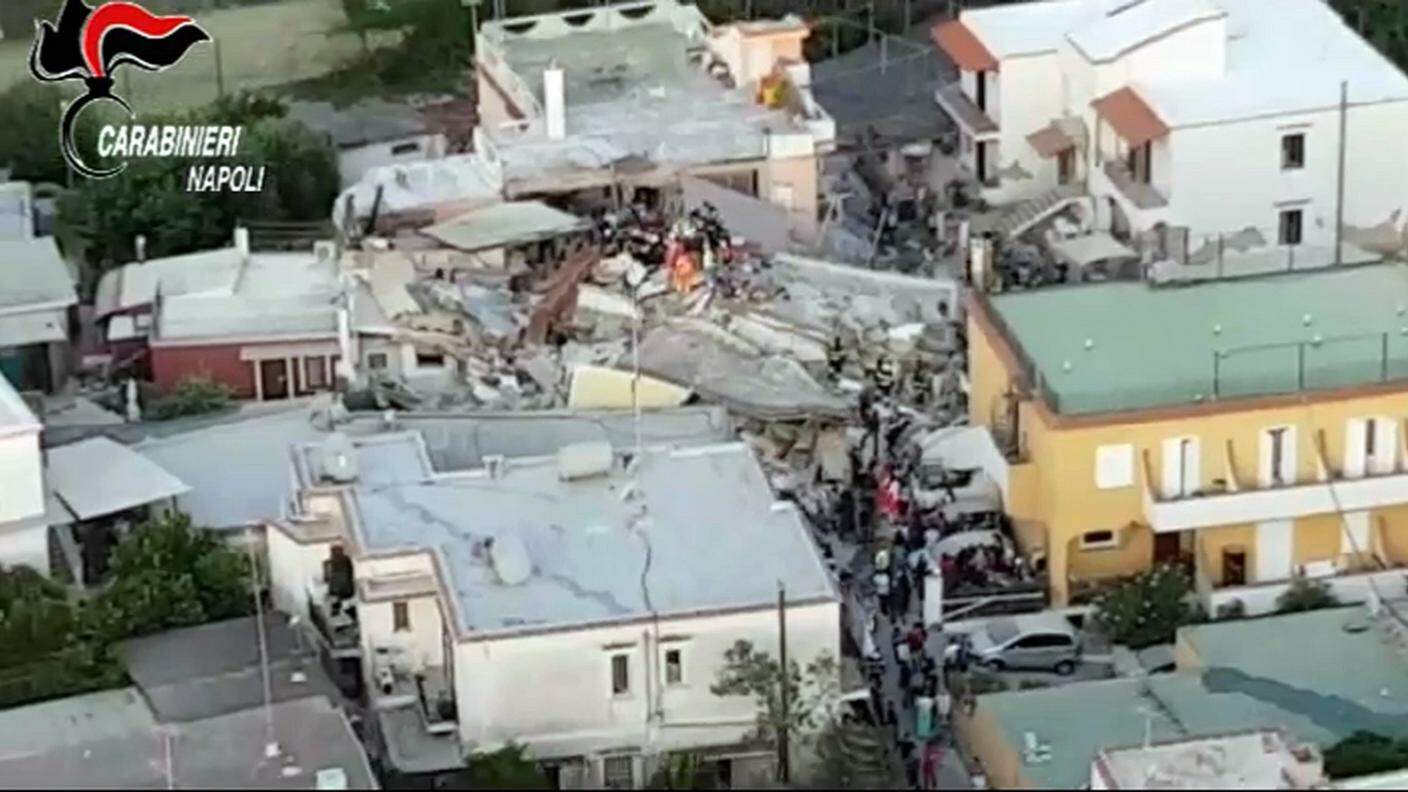 Una delle case crollate a Casamicciola, sull'isola di Ischia