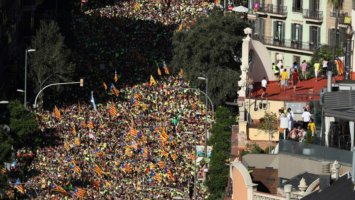 Strade di Barcellona affollate