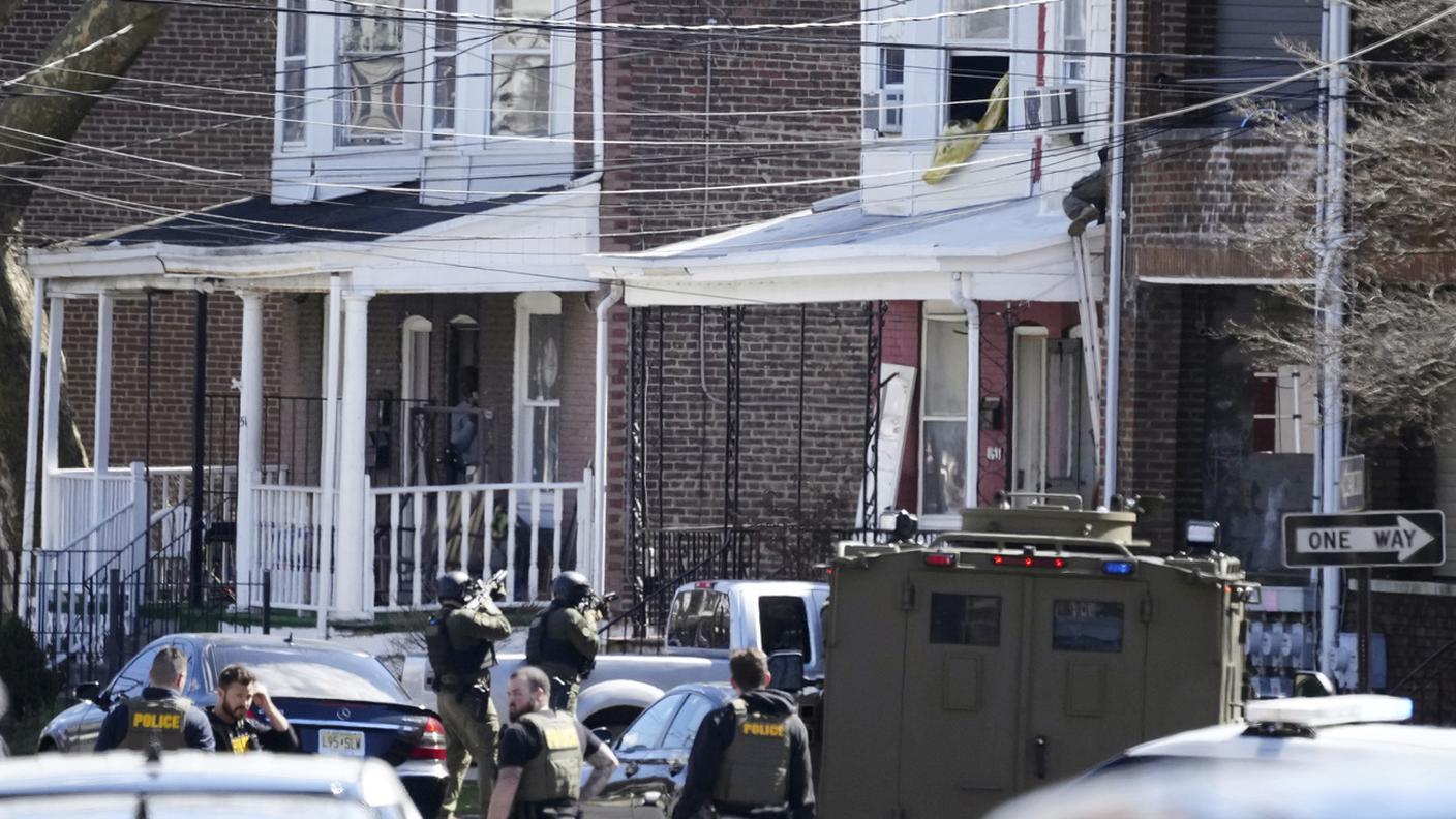Il killer barricato nella casa a Trenton (New Jersey)