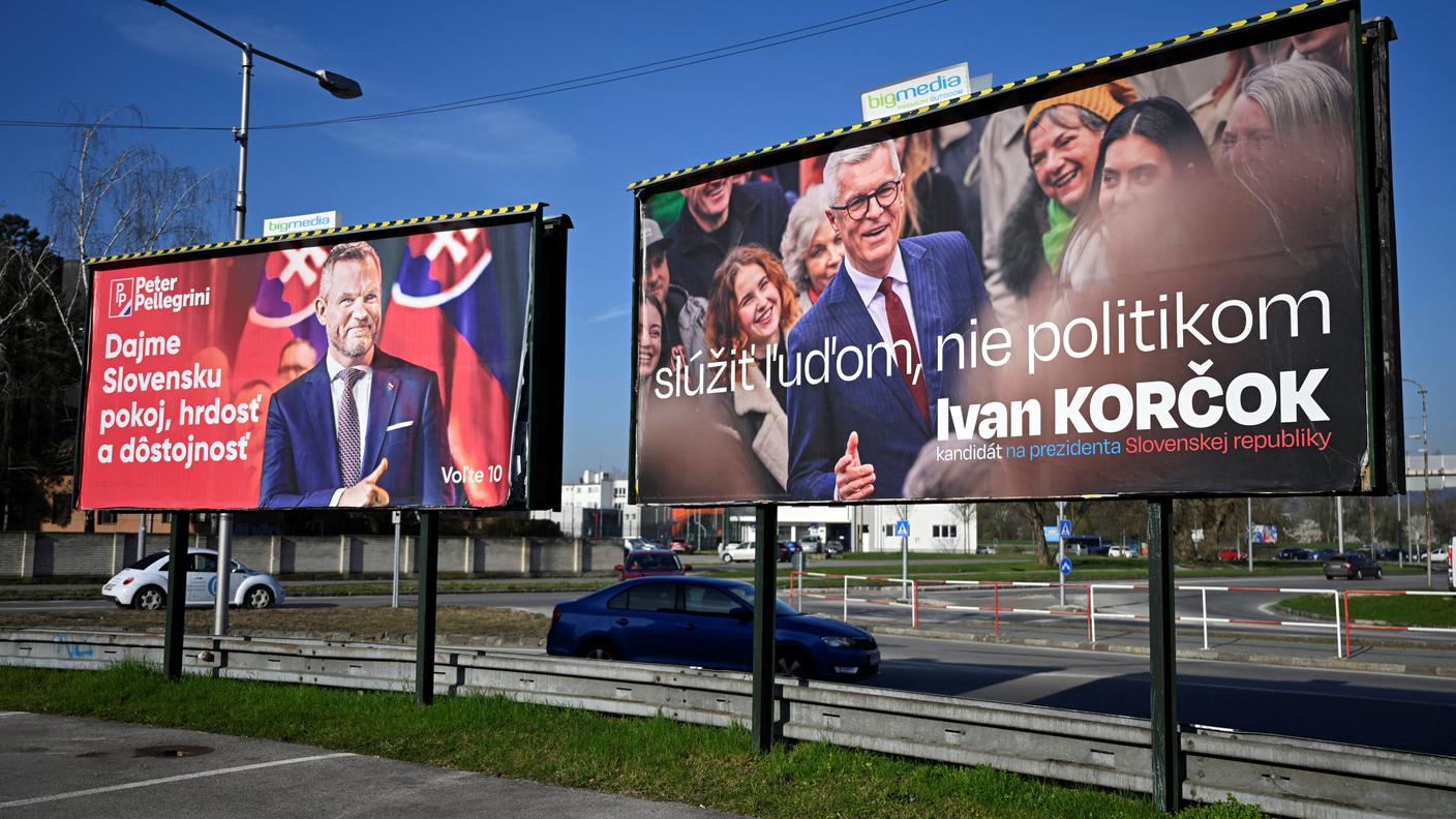 2024-03-22T154311Z_1375463825_RC2IP6AIH0VX_RTRMADP_3_SLOVAKIA-ELECTION-PRESIDENT.JPG