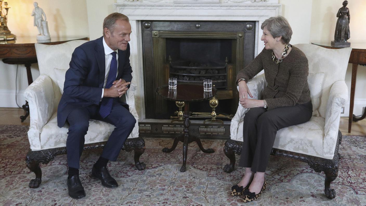 Un'altra immagine scattata oggi a Downing Street