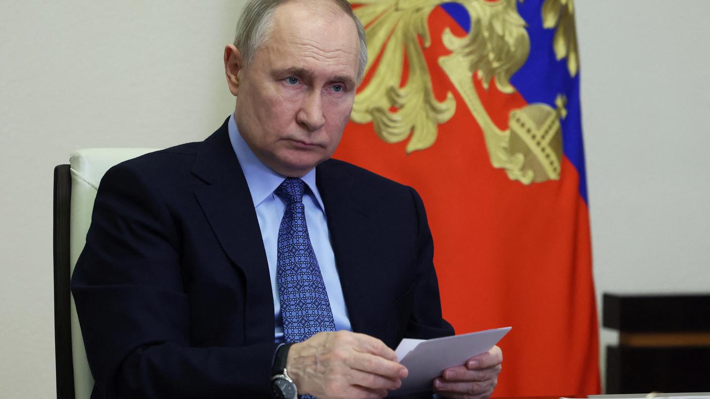 2024-03-31T072440Z_1_LYNXNPEK2U017_RTROPTP_4_RUSSIA-PUTIN.JPG
