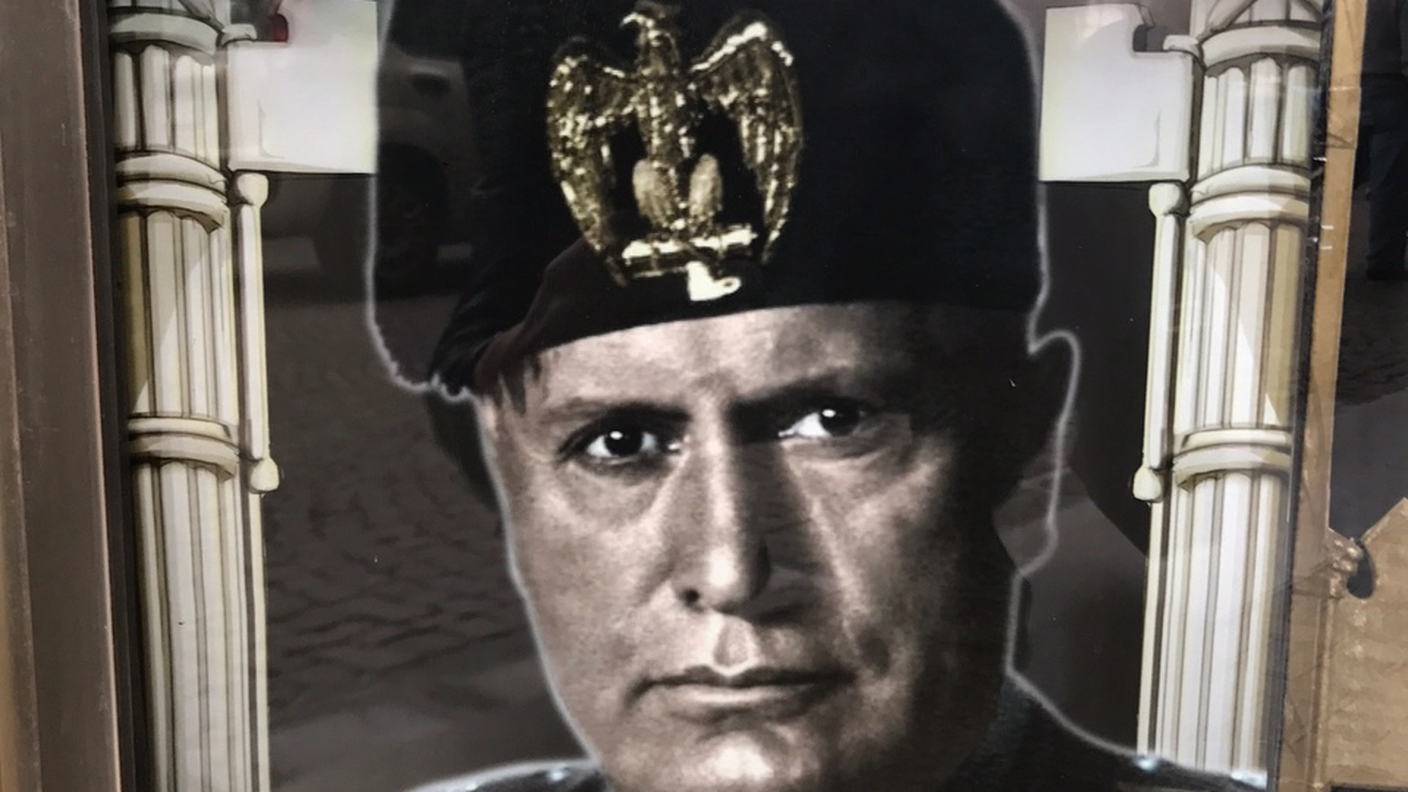 Souvernir fascisti