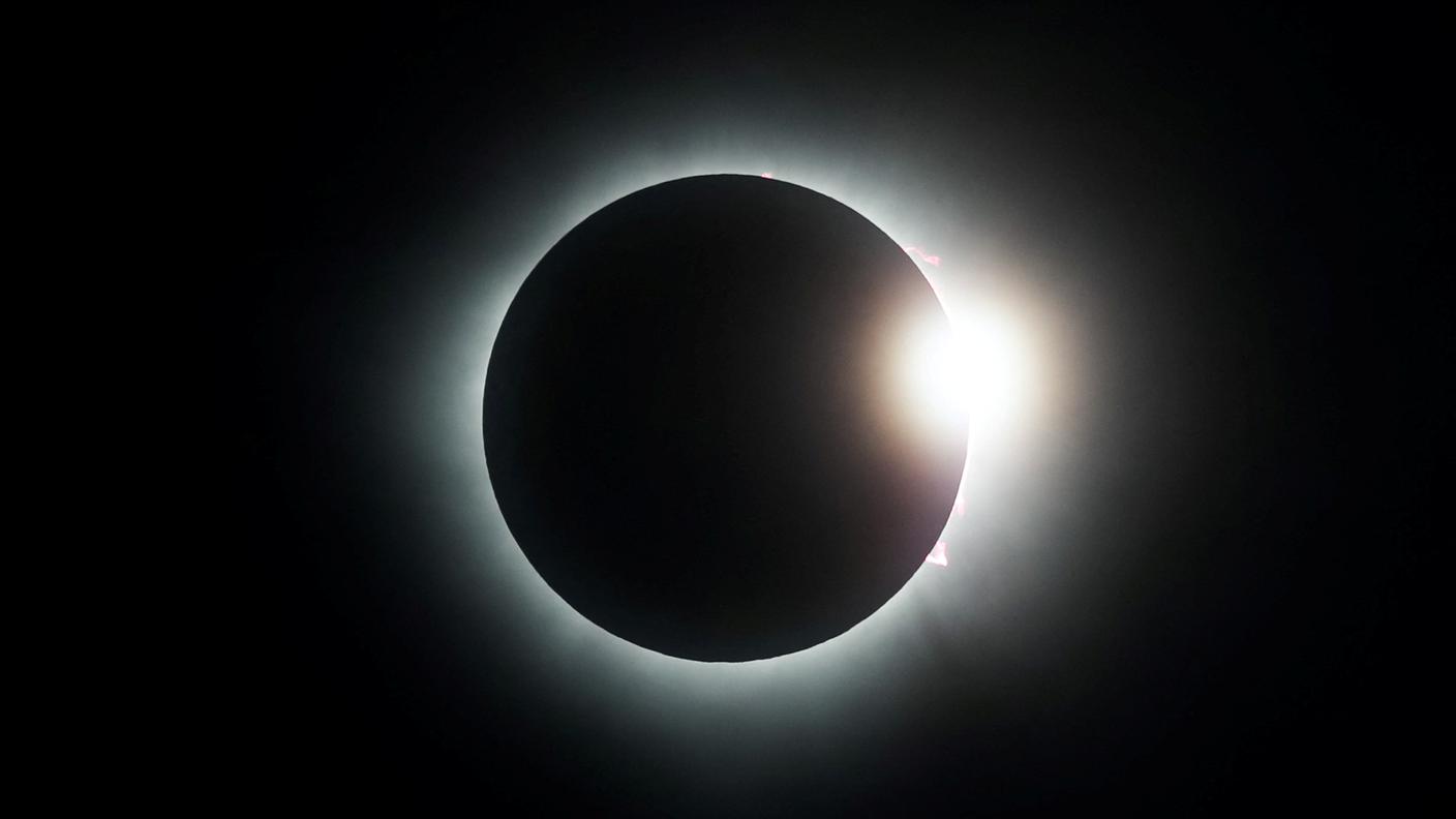 2024-04-08T182225Z_1675548930_RC2H27ANGMDL_RTRMADP_3_SOLAR-ECLIPSE-MEXICO.JPG