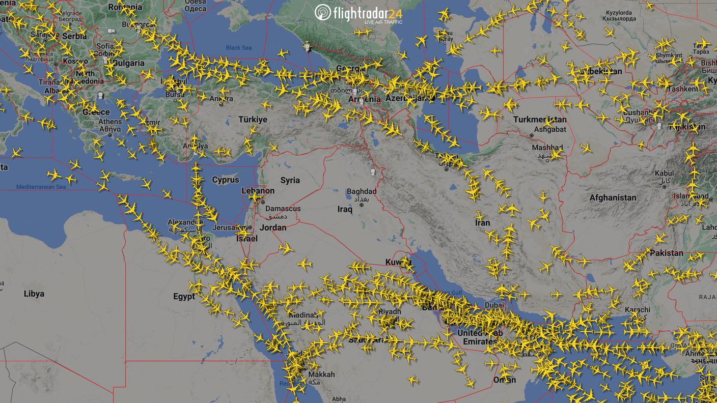 traffico aereo in medio oriente nella notte tra il 13 e il 14 aprile 2024