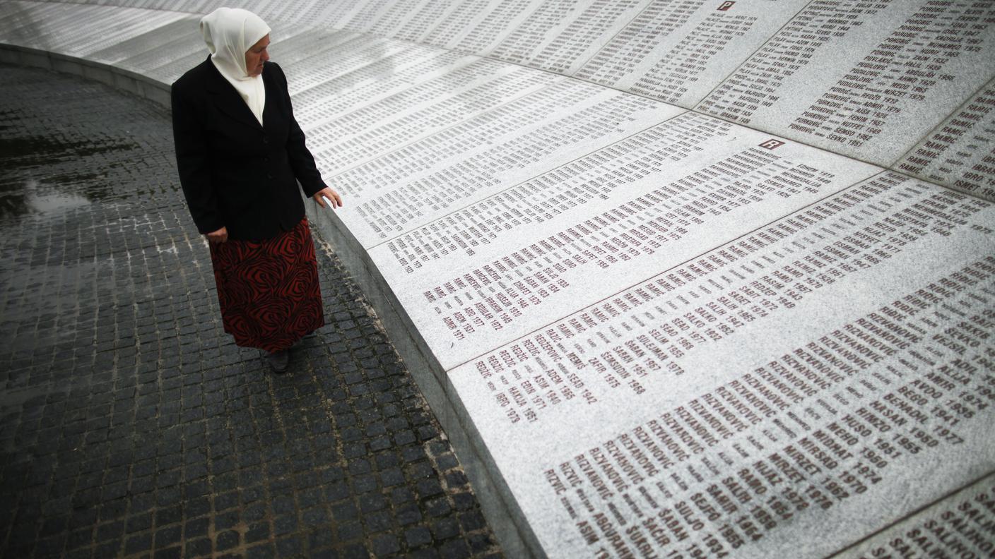 Il monumento alle vittime del massacro di Srebrenica