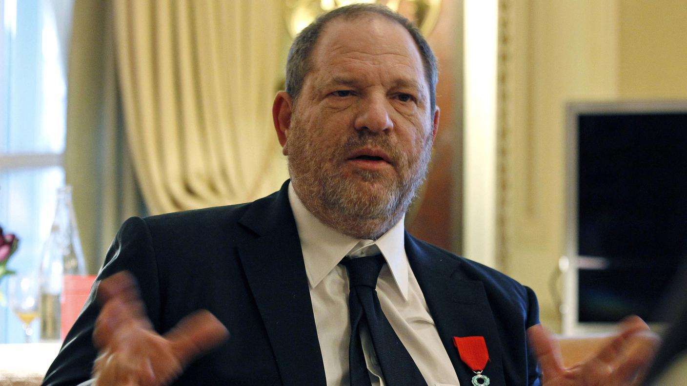 Anche Macron ha ritirato la Legion d'onore a Weinstein