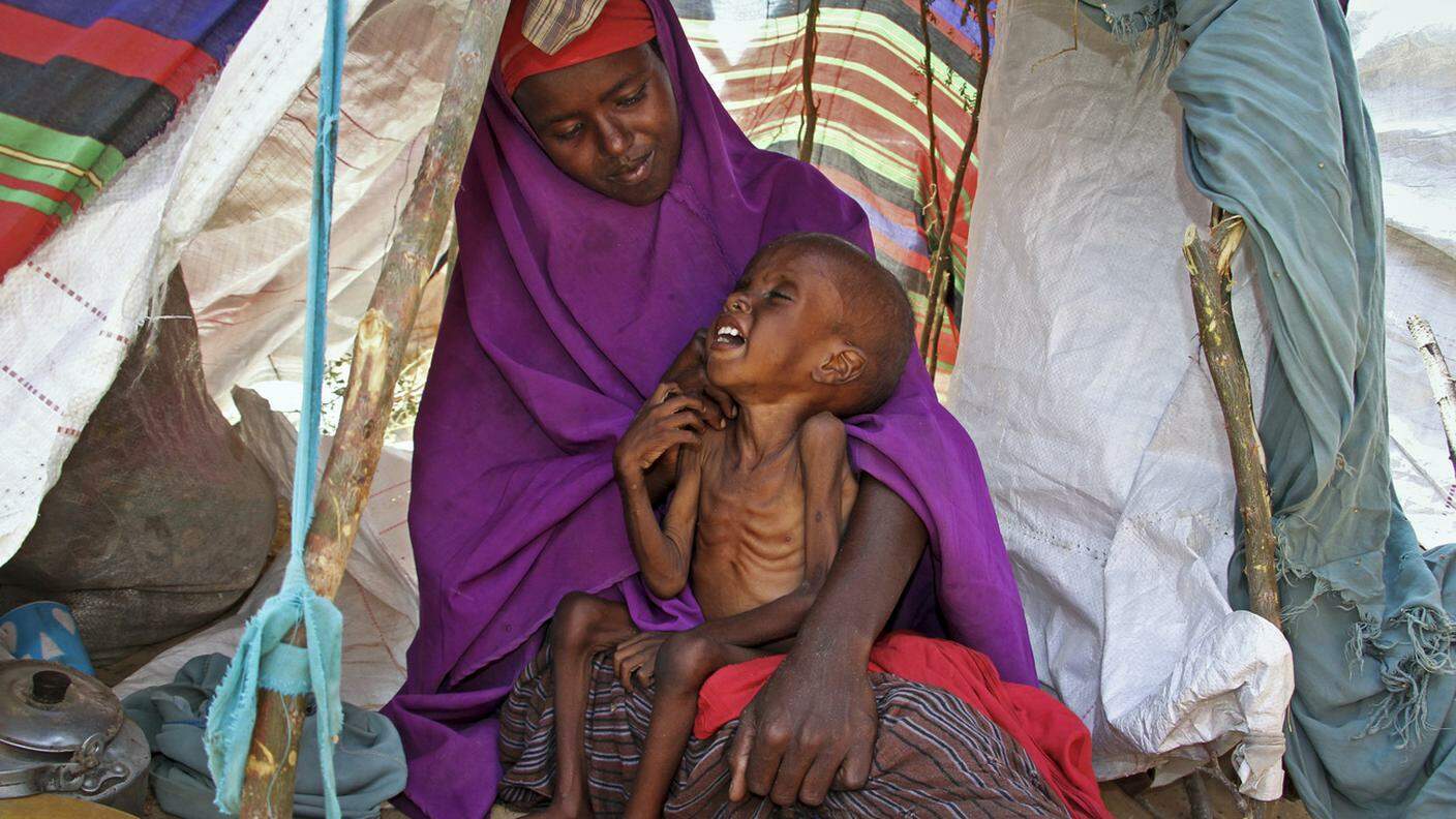 Oltre il 43% della popolazione somala vive con meno di un dollaro al giorno
