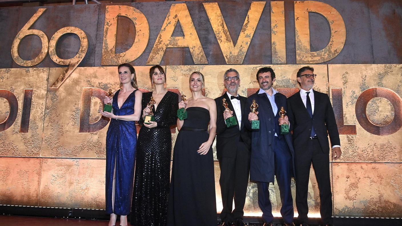 Alcuni membri del cast di "C'è ancora domani"
