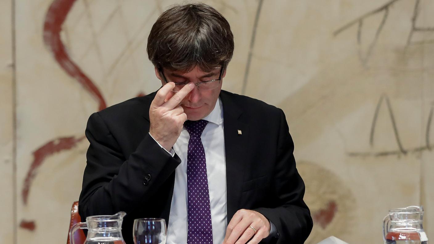 Il presidente catalano Puigdemont ha tempo venerdì per prendere una decisione