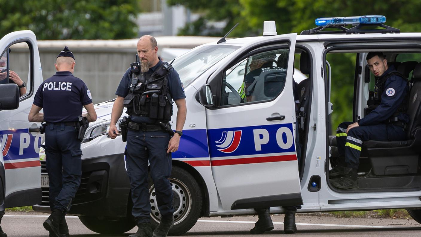 La polizia francese a Rouen