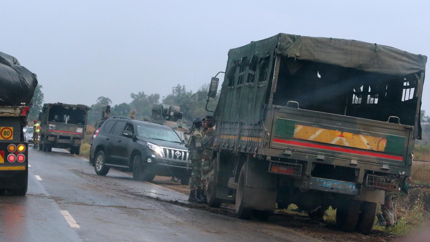 L'esercito è vigile nei dintorni di Harare