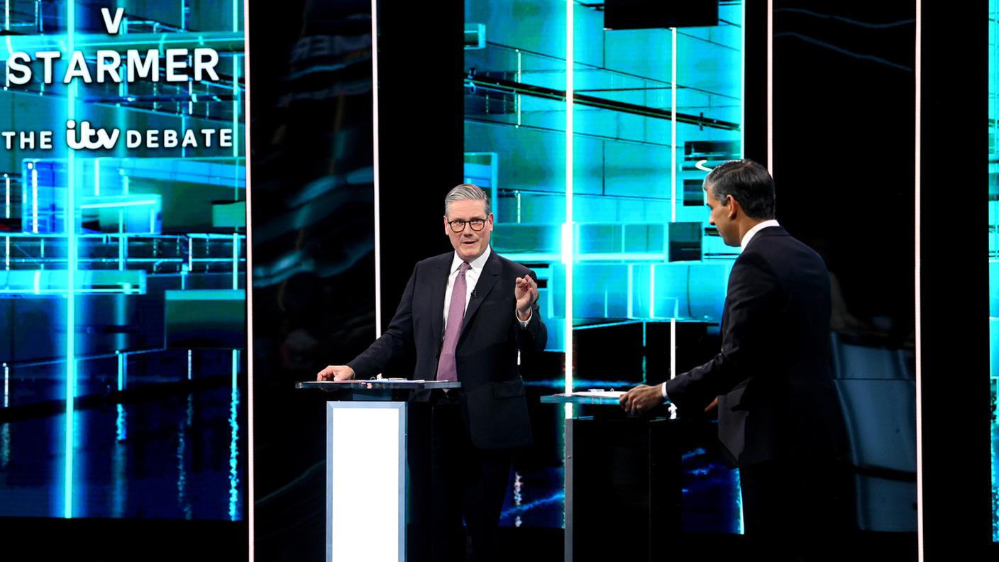 Starmer e Sunak nel dibattito televisivo di martedì a Manchester