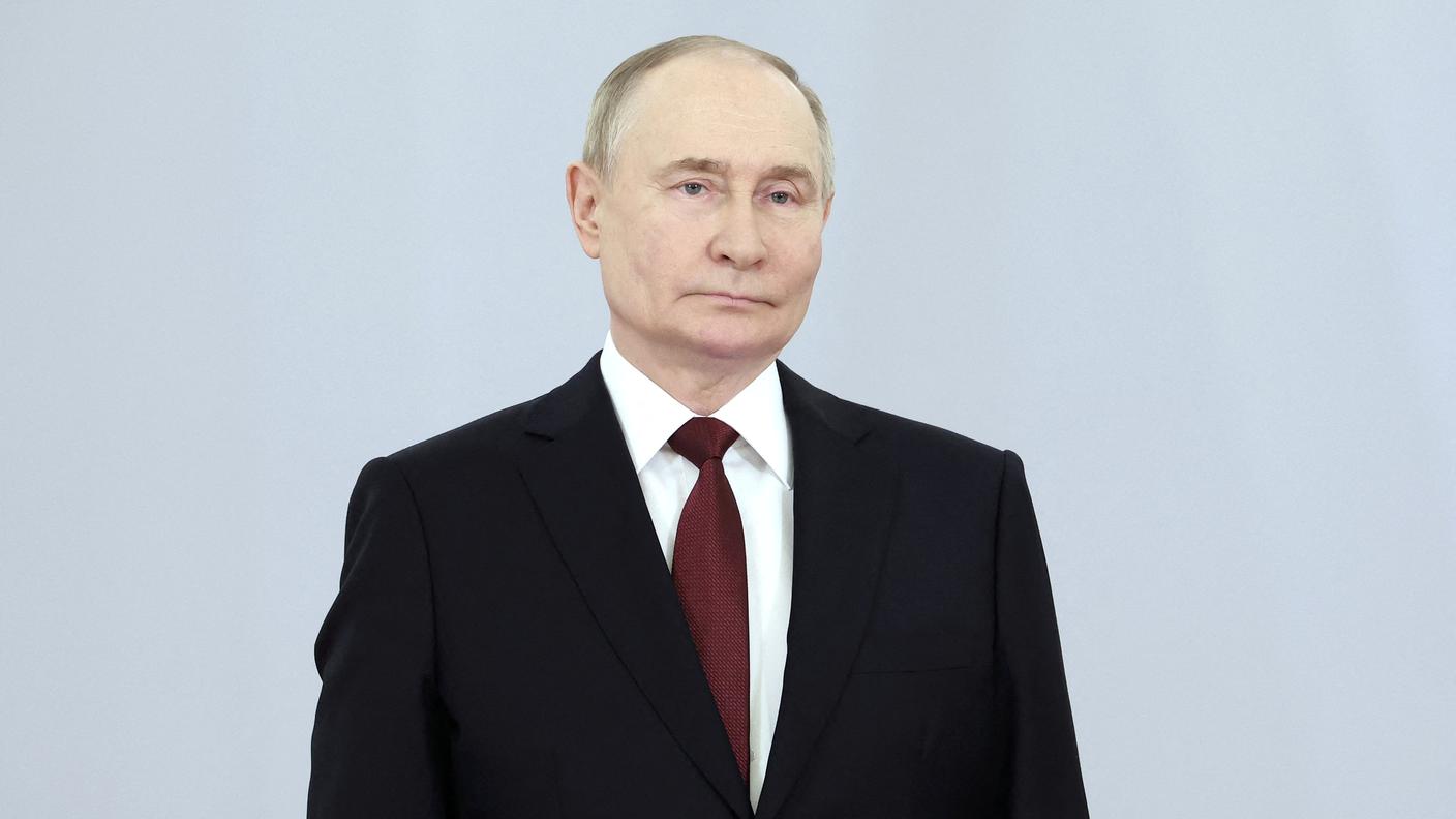 2024-06-12T115156Z_471603708_RC2M98AR2MIS_RTRMADP_3_RUSSIA-DAY-PUTIN.JPG