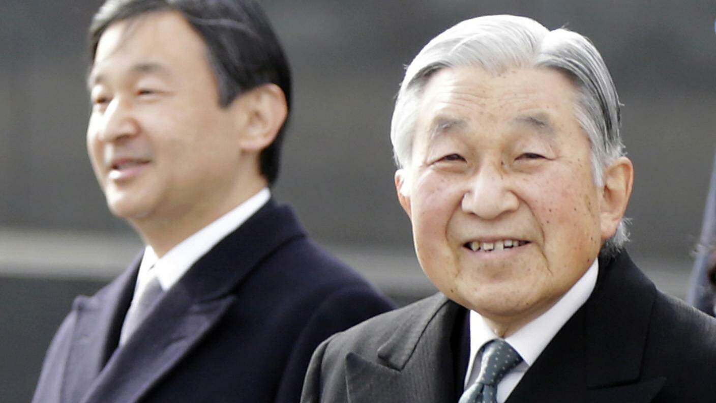 Naruhito 57, Akihito ha 84 anni