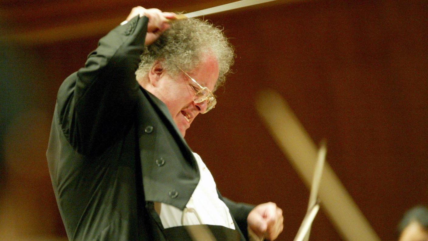James Levine nel 2007 mentre dirige la Boston Simphony Orchestra al Festival di Lucerna