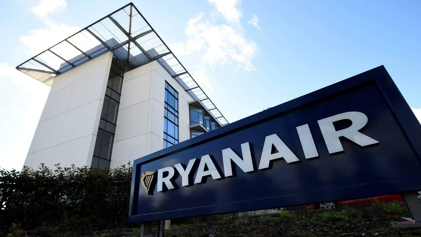 Le proteste dei collaboratori Ryanair sostenute pure nel quartier generale di Dublino