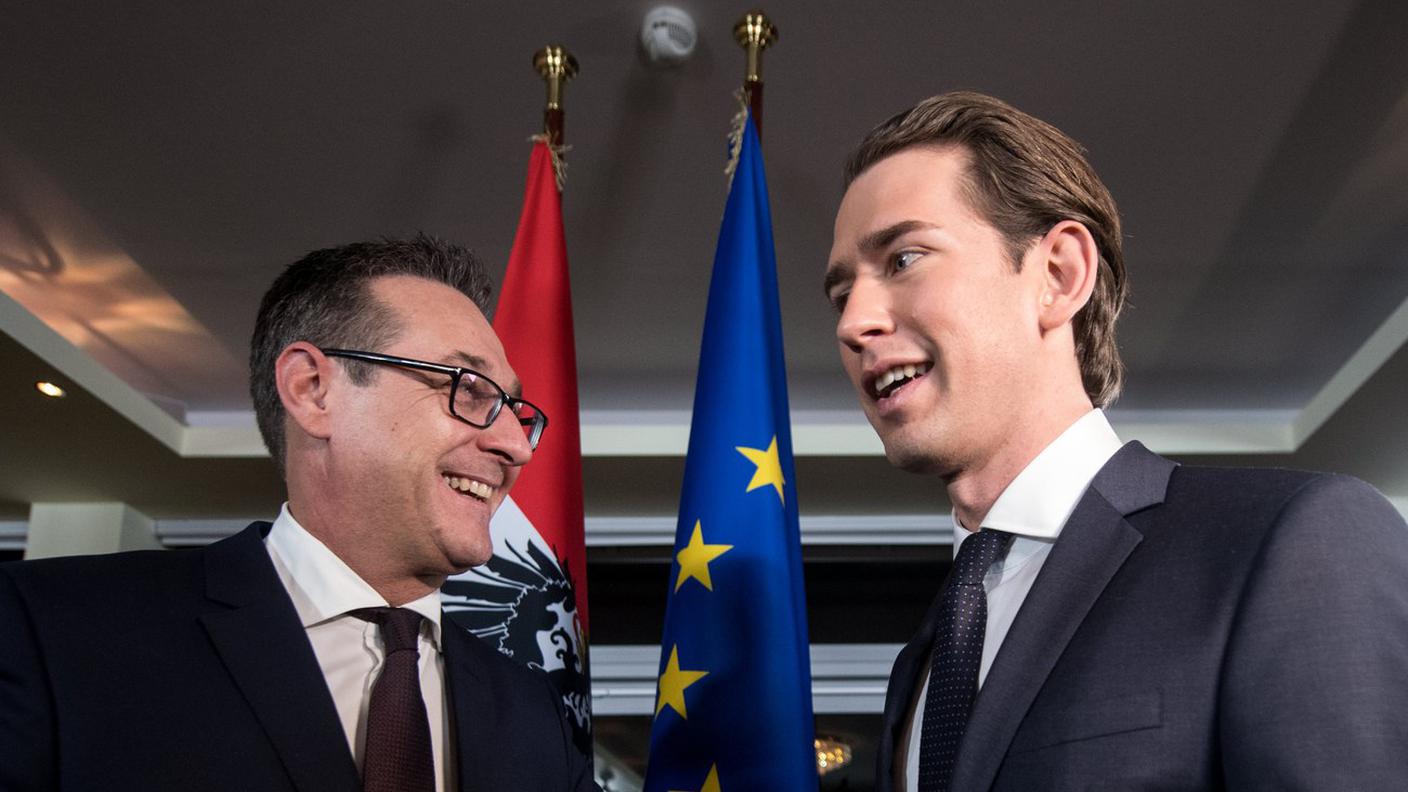 Da sinistra Heinz-Christian Strache, leader dell'Fpö, e il nuovo cancelliere Sebastian Kurz