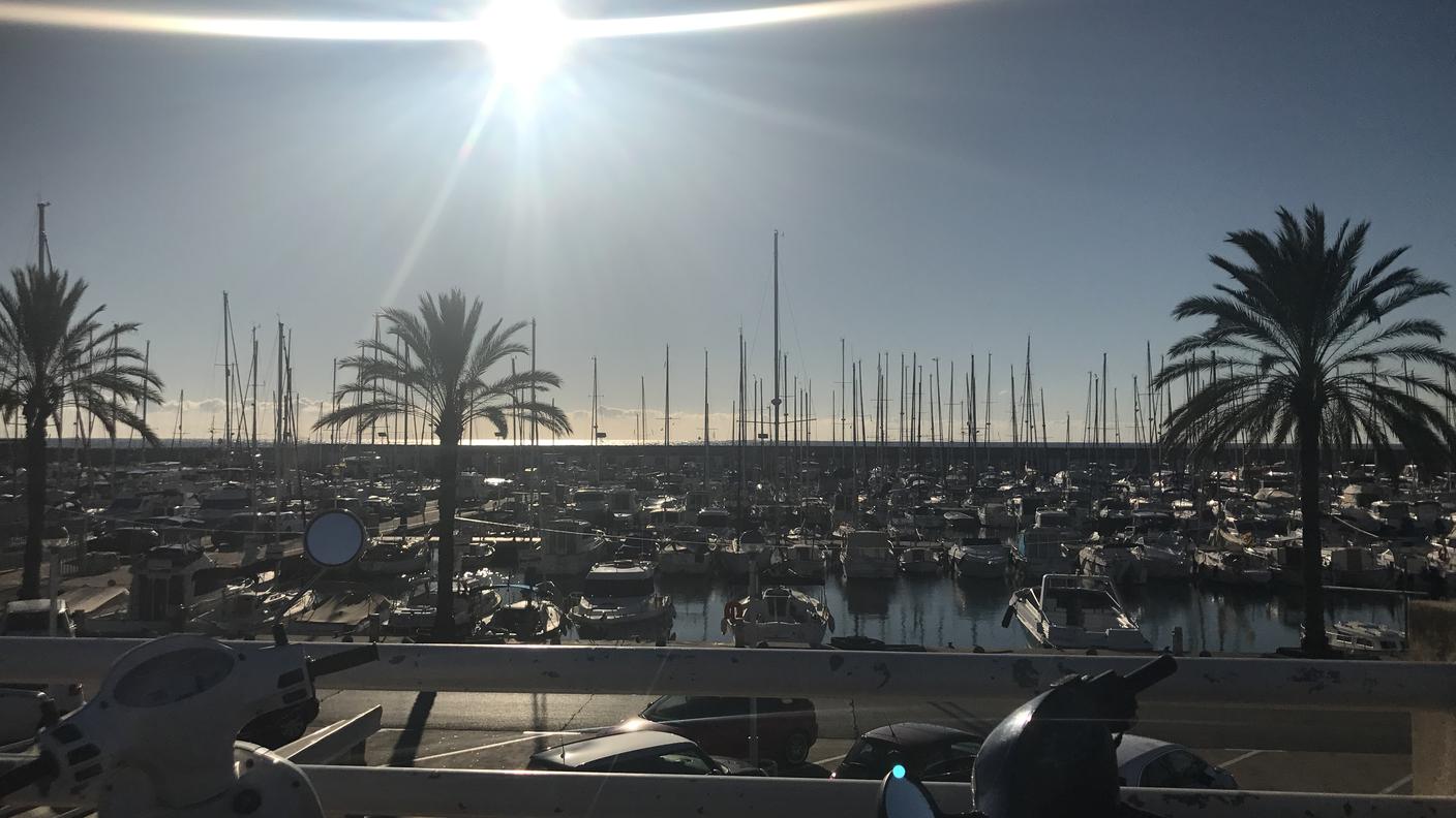 Il porto della località