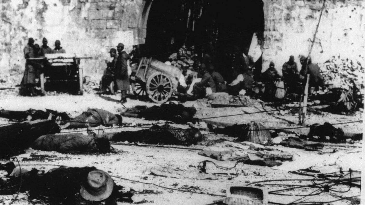 Tra il 1937 e il 1938 i soldati nipponici, accusati di atrocità e crimini di guerra, uccisero 300'000 persone a Nanchino