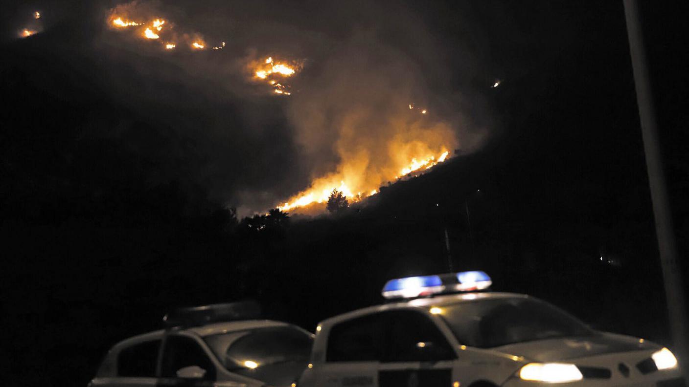 Le fiamme vicino a Pollença 