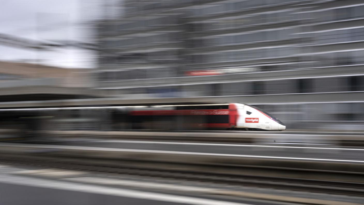 Francia, l’alta velocità riprende il servizio