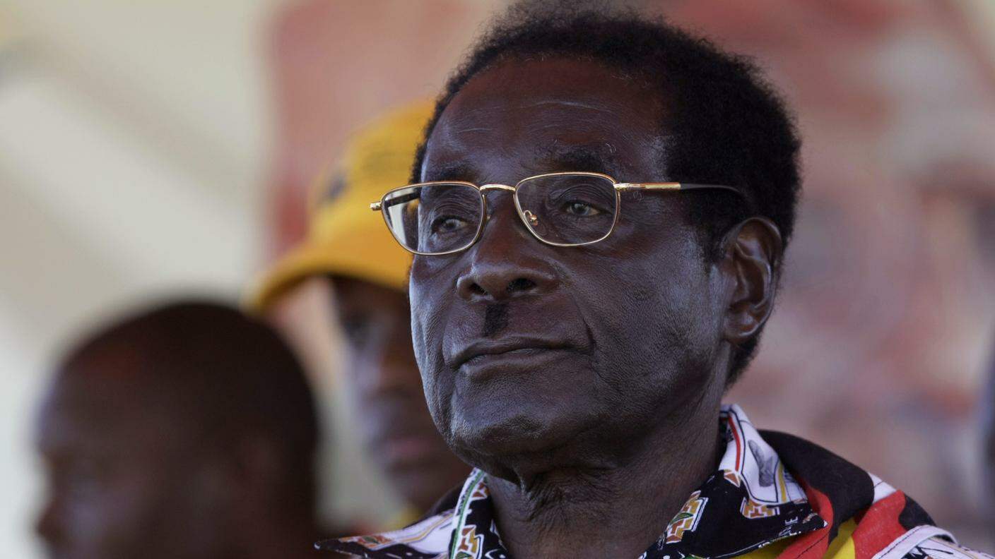 Mugabe a 93 anni potrà contare su una serie di benefit pensionistici eccezionali