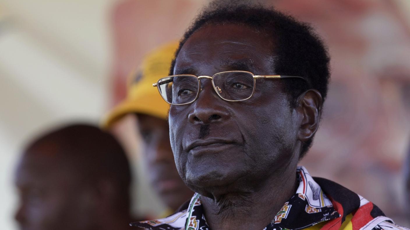Mugabe a 93 anni potrà contare su una serie di benefit pensionistici eccezionali