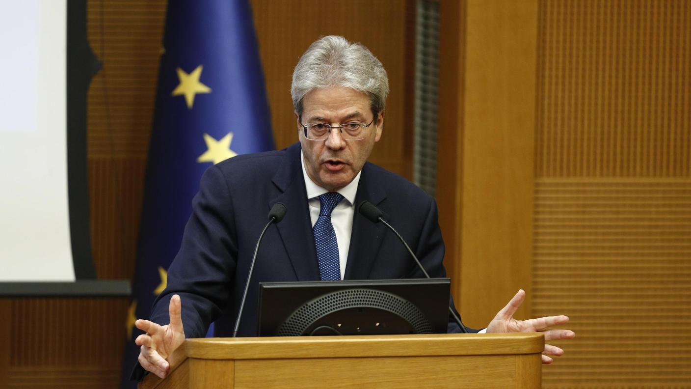 Il primo ministro italiano Gentiloni in carica fino al nuovo Governo