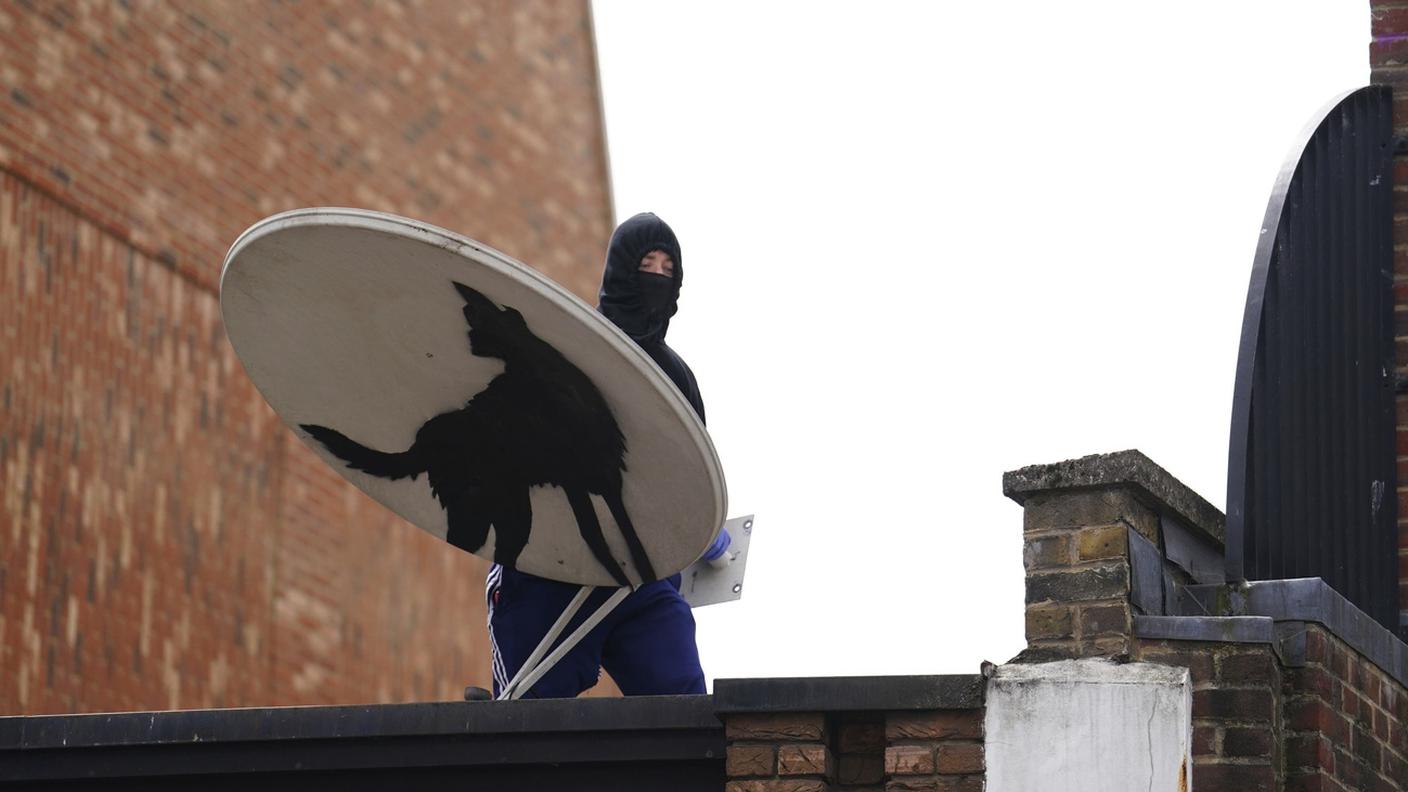 il furto del lupo di Banksy
