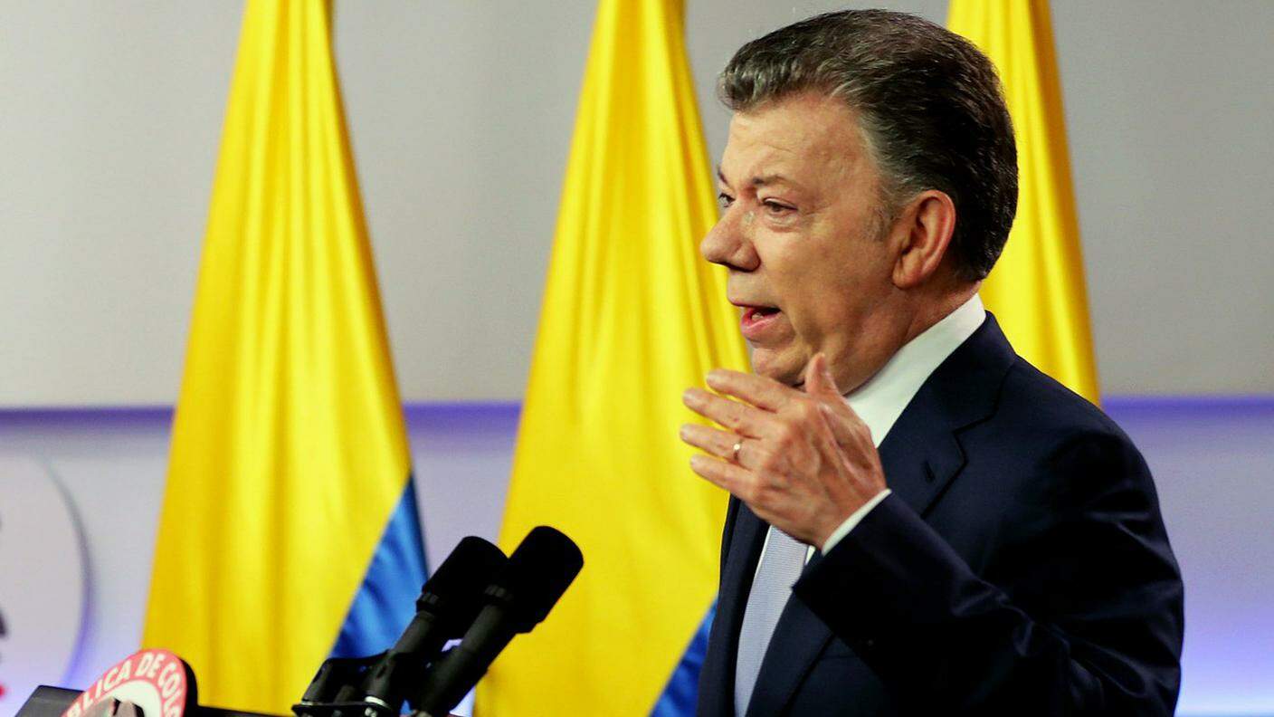 Juan Manuel Santos: "Alla pace si arriva con fatti concreti, non solo con parole"