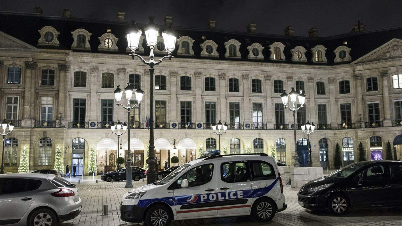 L'hôtel Ritz a Parigi dove è avvenuta la rapina