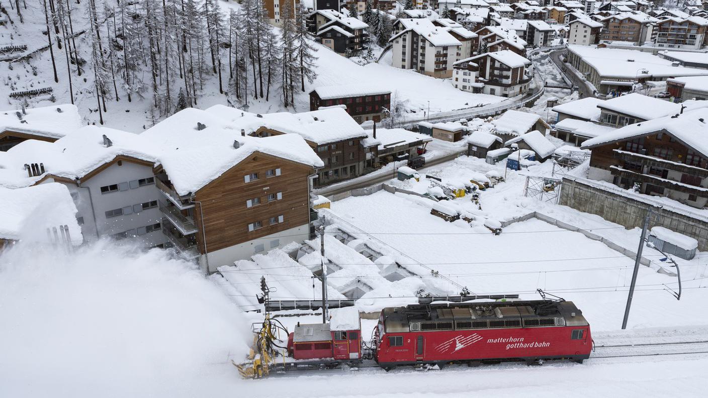 I binari della località vallesana erano stati bloccati dalla neve nei giorni scorsi