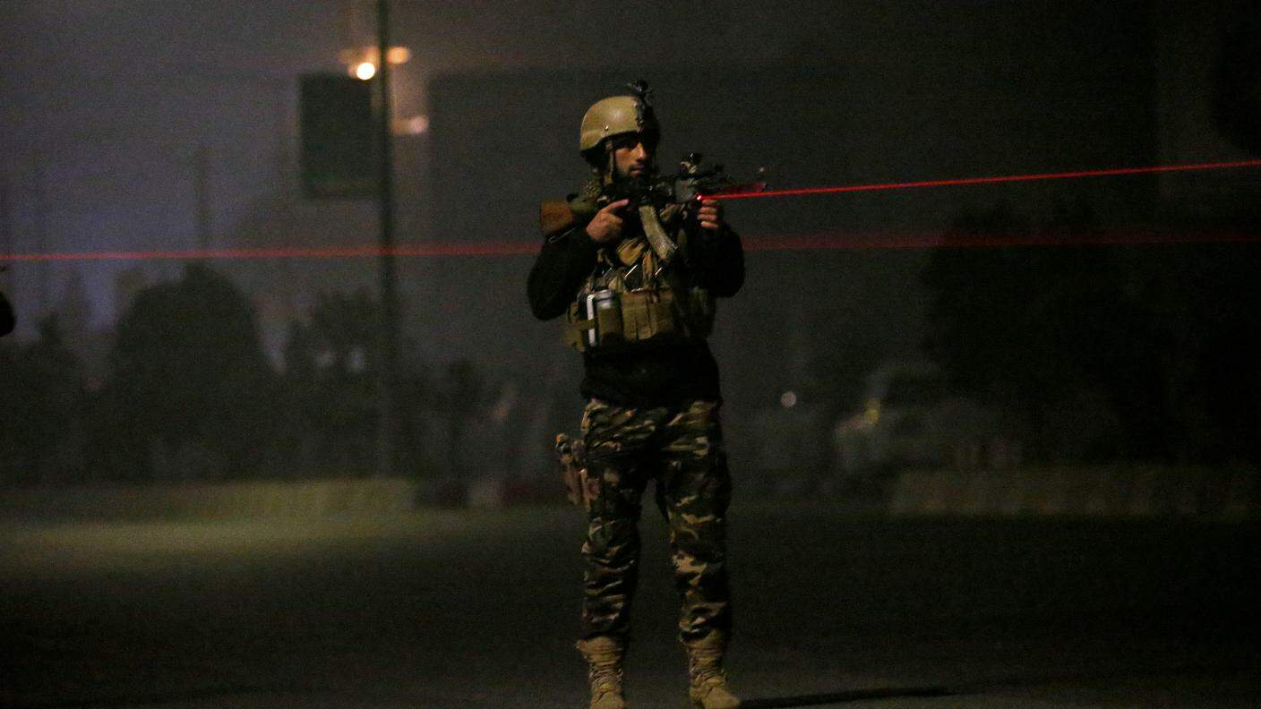 Forze di sicurezza afgane in posizione