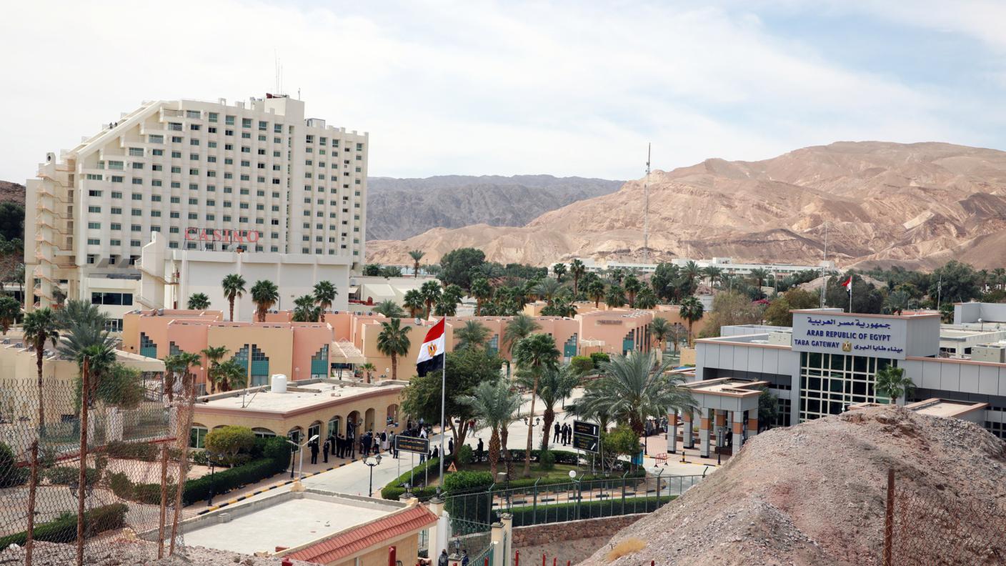 La citta di Taba focalizzata sul turismo si trova sul confine con Israele.jpg