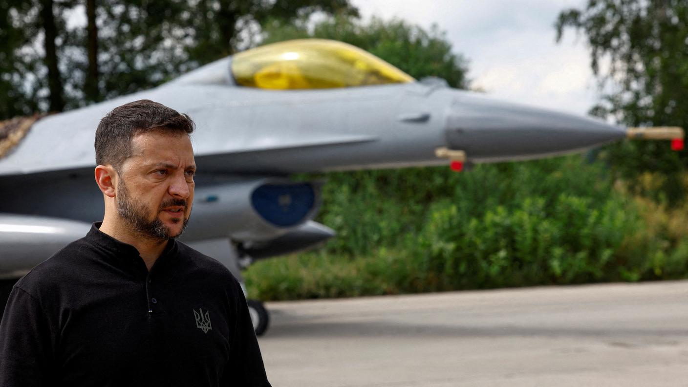 2024-08-29T152147Z_1900713370_RC2W89AC0M5A_RTRMADP_3_UKRAINE-CRISIS-JET-CRASH.JPG