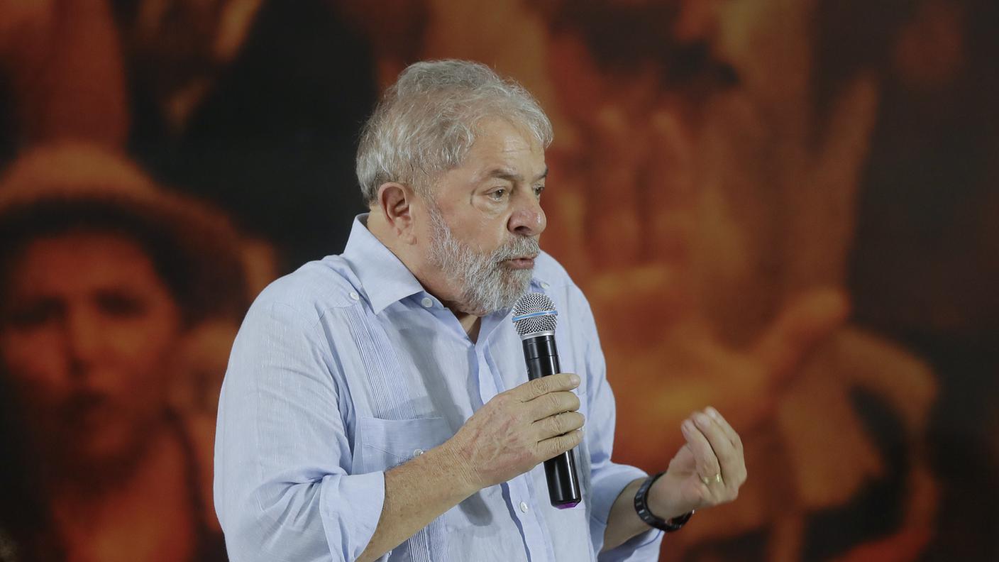All'ex presidente brasiliano sequestrato il passaporto