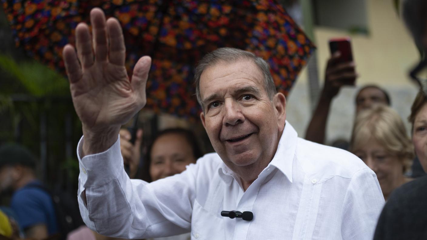 Il candidato presidenziale dell'opposizione venezuelana Edmundo Gonzalez Urrutia