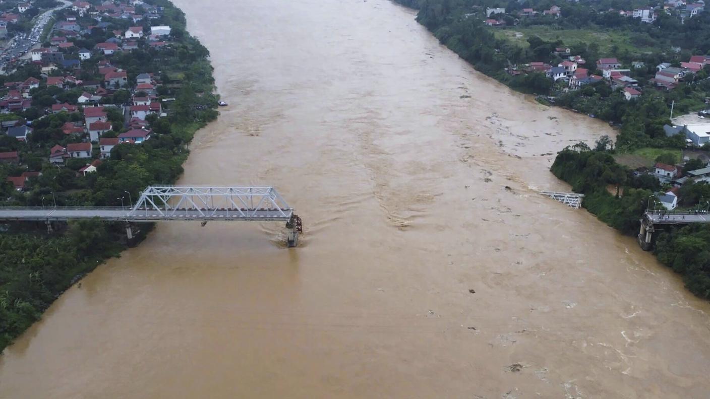 crolla ponte in Vietnam