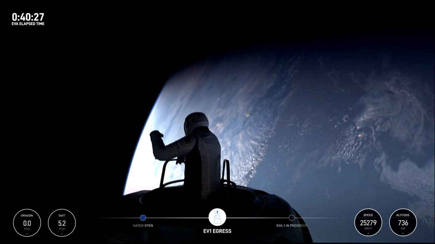 la passeggiata spaziale durante la missione Polaris Dawn